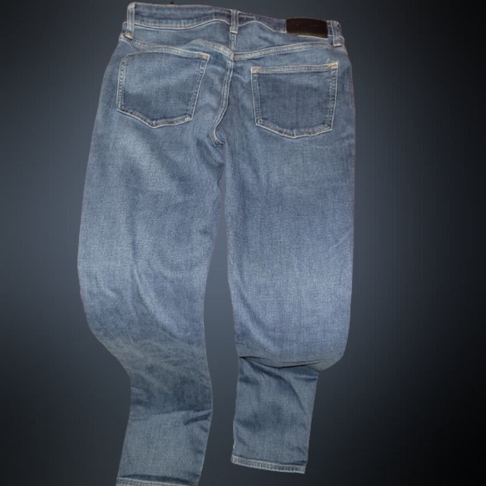 Express blue jeans